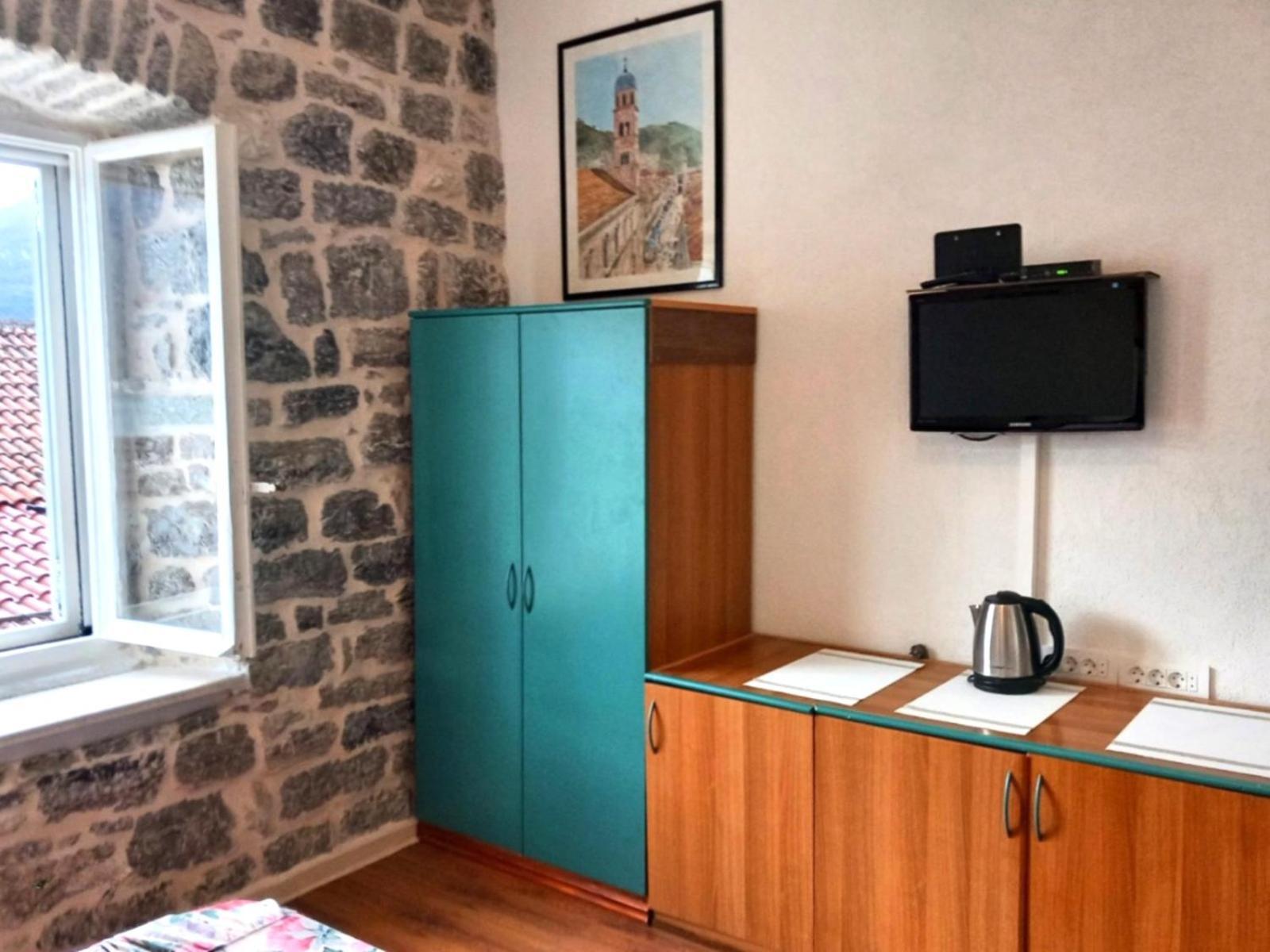 Bluemarine Rooms & Apartments Пераст Екстериор снимка