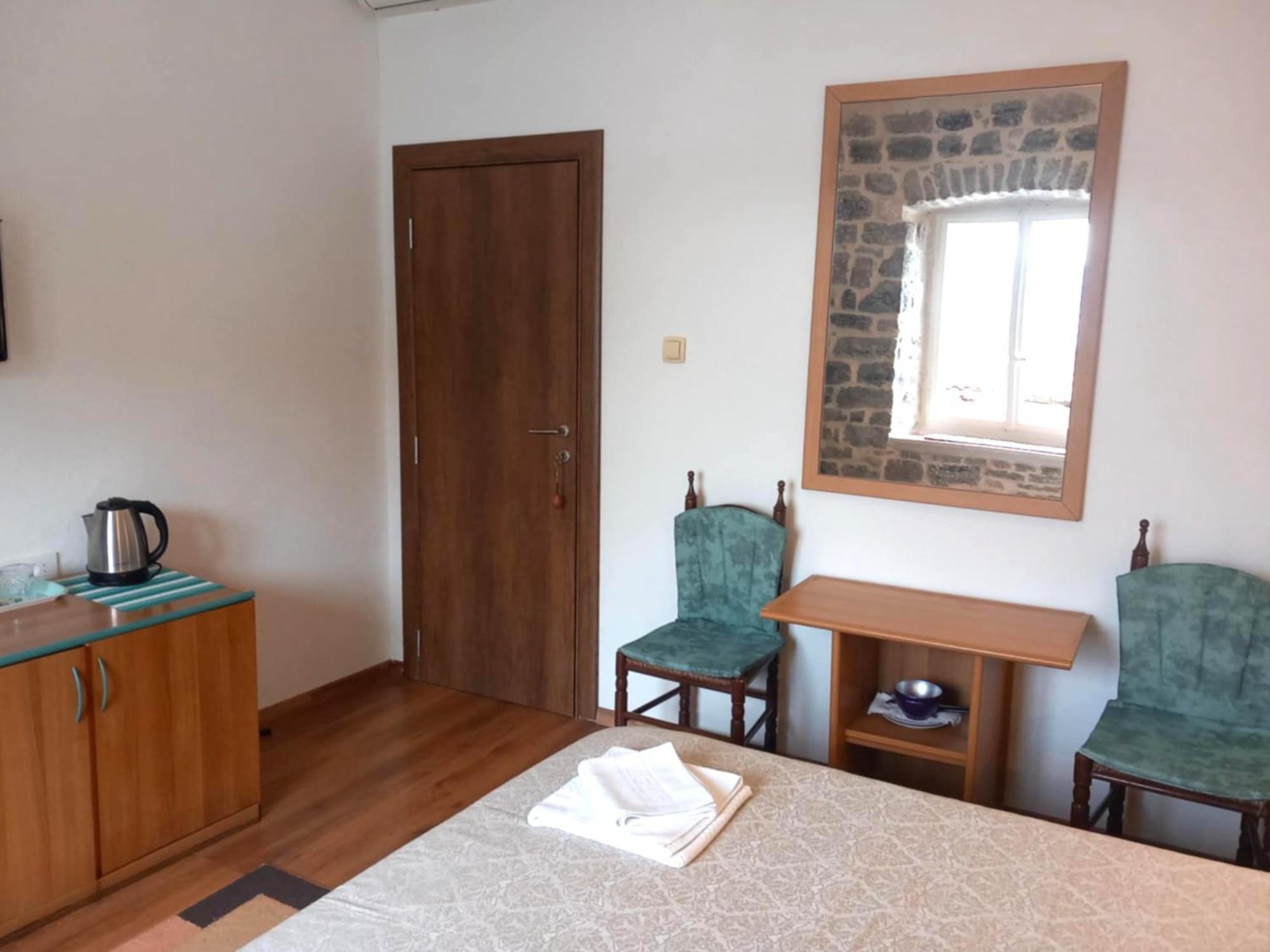 Bluemarine Rooms & Apartments Пераст Екстериор снимка