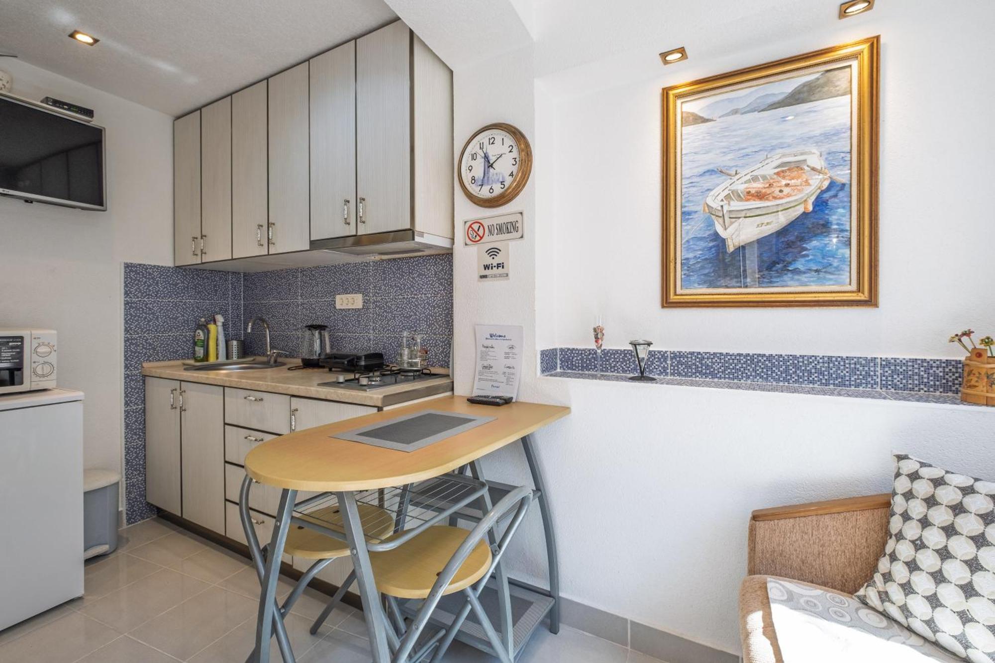 Bluemarine Rooms & Apartments Пераст Екстериор снимка